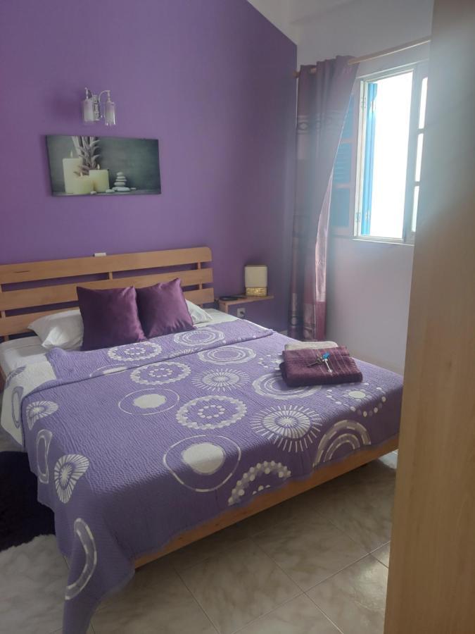 Maderalzinho Apartment Mindelo Ngoại thất bức ảnh